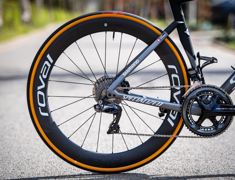 Kasper Asgreen utilizou pneus clincher no Tour de Flandres