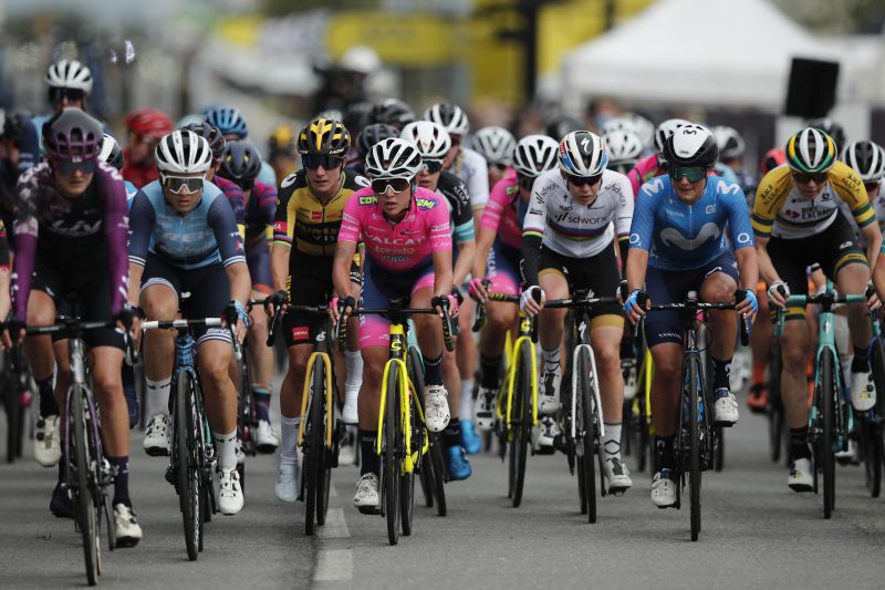 Presidente da UCI avisa: o calendário do ciclismo feminino terá que abrandar