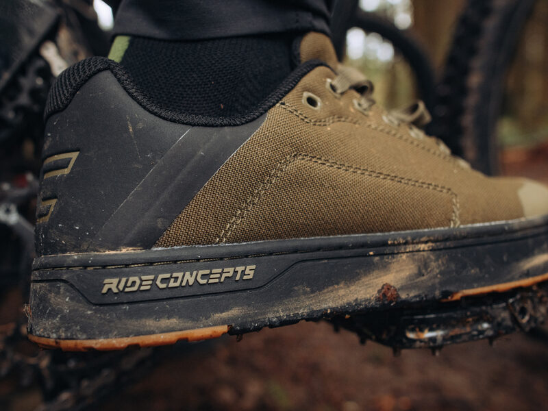 Os novos sapatos de BTT Ride Concepts Livewire