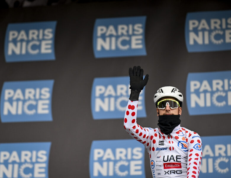 Paris-Nice: UAE a dormir e João Almeida diz adeus à geral