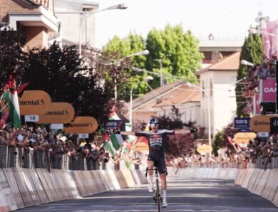 Giro de Itália | Etapa 18 | Nico Denz vence no fim da linha para Ayuso