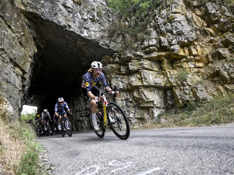 Tour Auvergne – Rhône-Alpes | Fuga dá vitória a Quinn Simmons