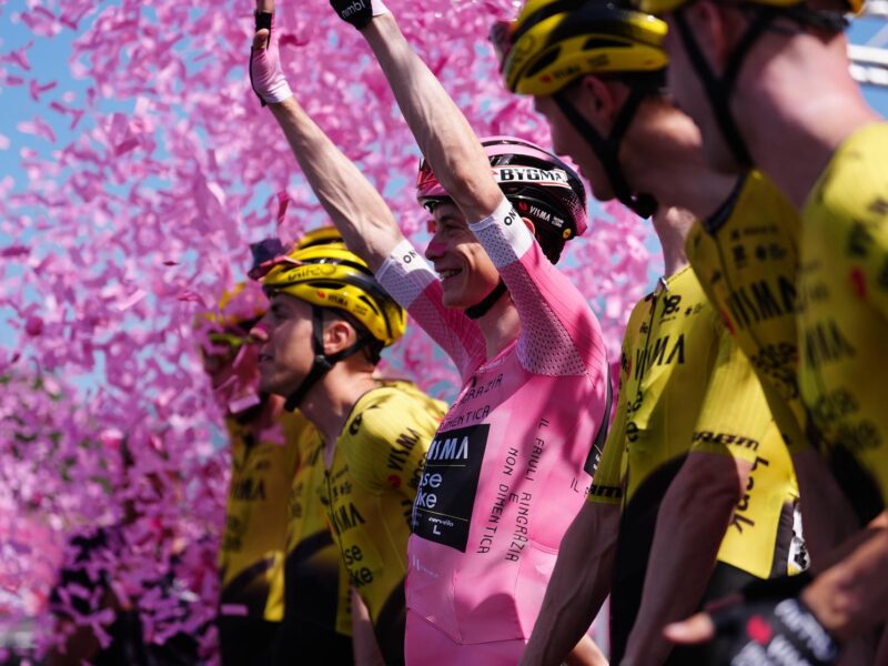 Giro D’Italia | Vingegaard faz o penta na consagração, Eulálio vence a juventude!
