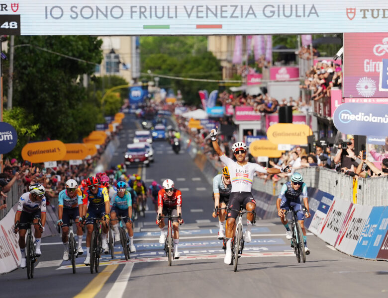 Giro D’Italia 2026 | Narváez acaba com infortúnio da UAE