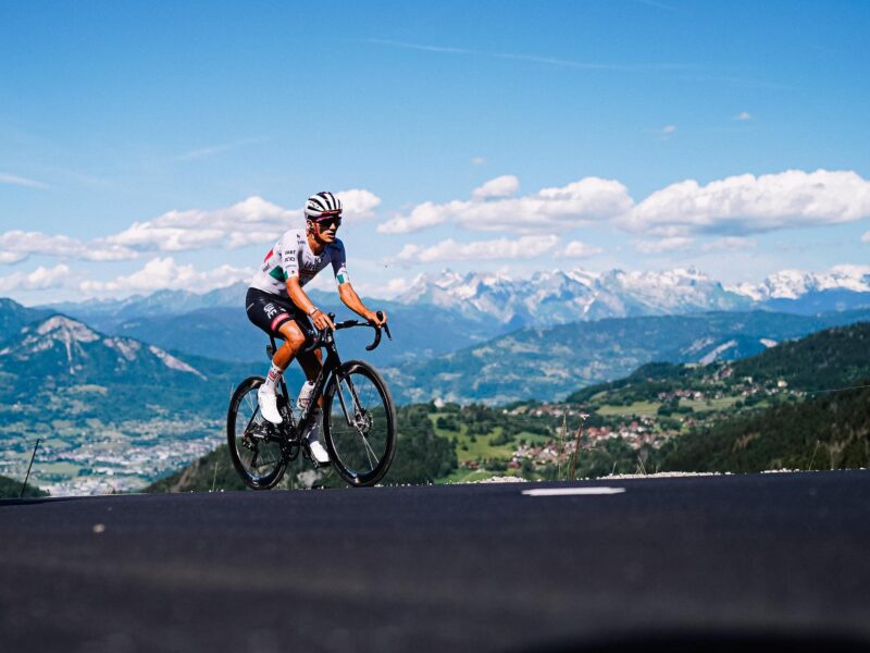 Isaac Del Toro vence o Tour Auvergne-Rhône-Alpes após nova exibição no Plateau de Solaison