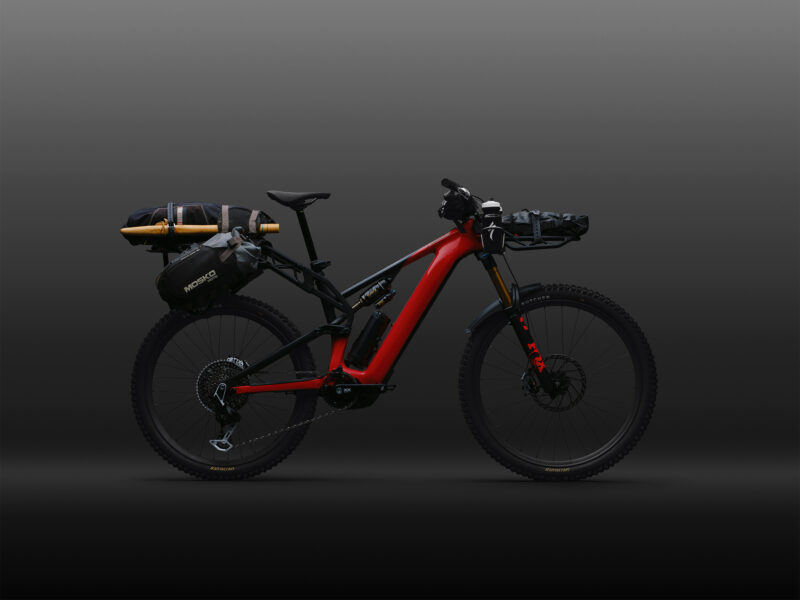 Nova Specialized S-Works Levo 4 X combina ADN de e-MTB com capacidade de transporte