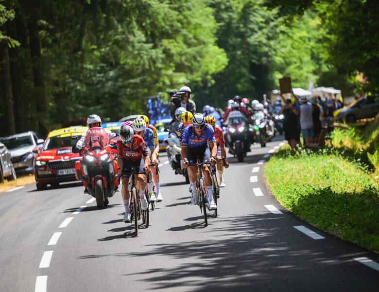 Tour de France | Mathieu van der Poel diz presente