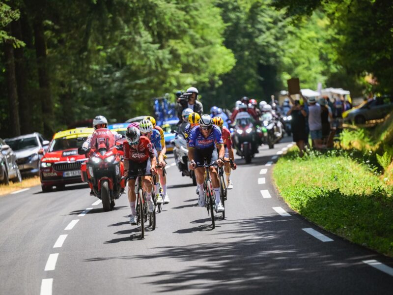 Tour de France | Mathieu van der Poel diz presente
