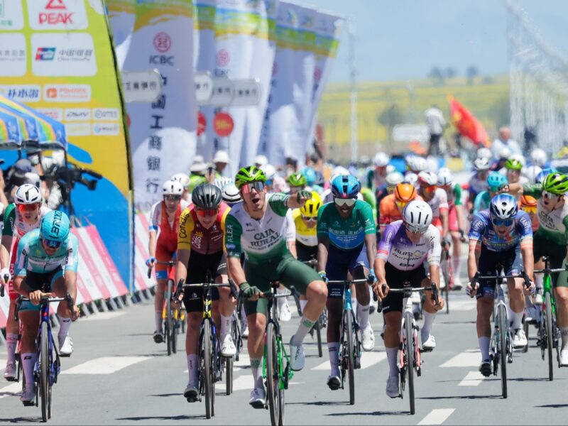 Iúri Leitão ganha na China e estreia-se no circuito ProSeries