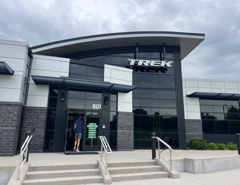 TREK Bicycle | A história dos 50 anos e visita à fábrica no Wisconsin, E.U.A.