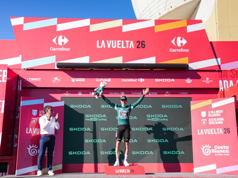 Vuelta a Espanha 2026 | Van Aert vence à base da força