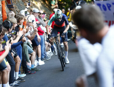 Volta à Lombardia 2026 | Paul Seixas, o príncipe do ciclismo, vence o seu primeiro Monumento
